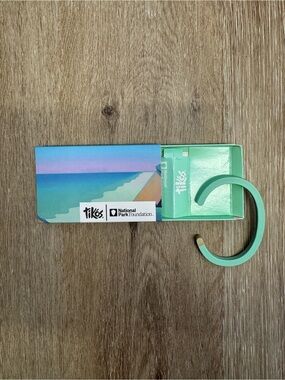 Tikos national park Bracelet by cape clasp with Box NWT
